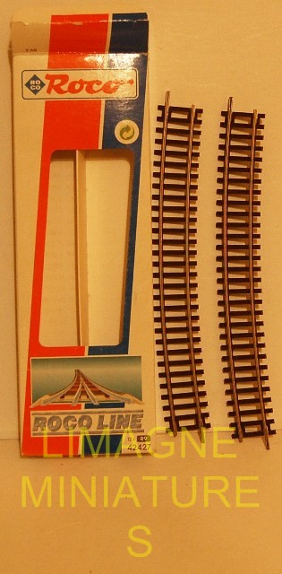 Rail courbe ROCO-42425 R5 30° - UTM Modélisme Ferroviaire